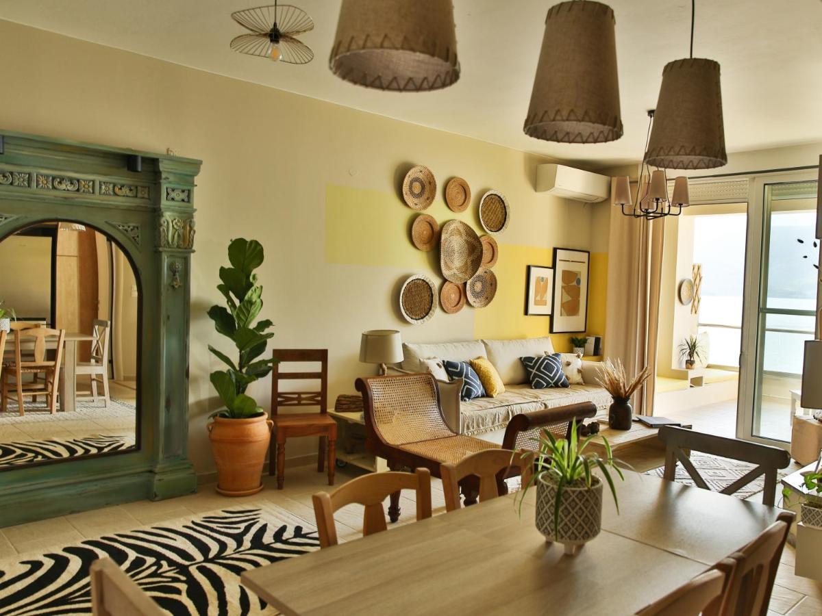 Beach House In Itea-Delphi Bagian luar foto