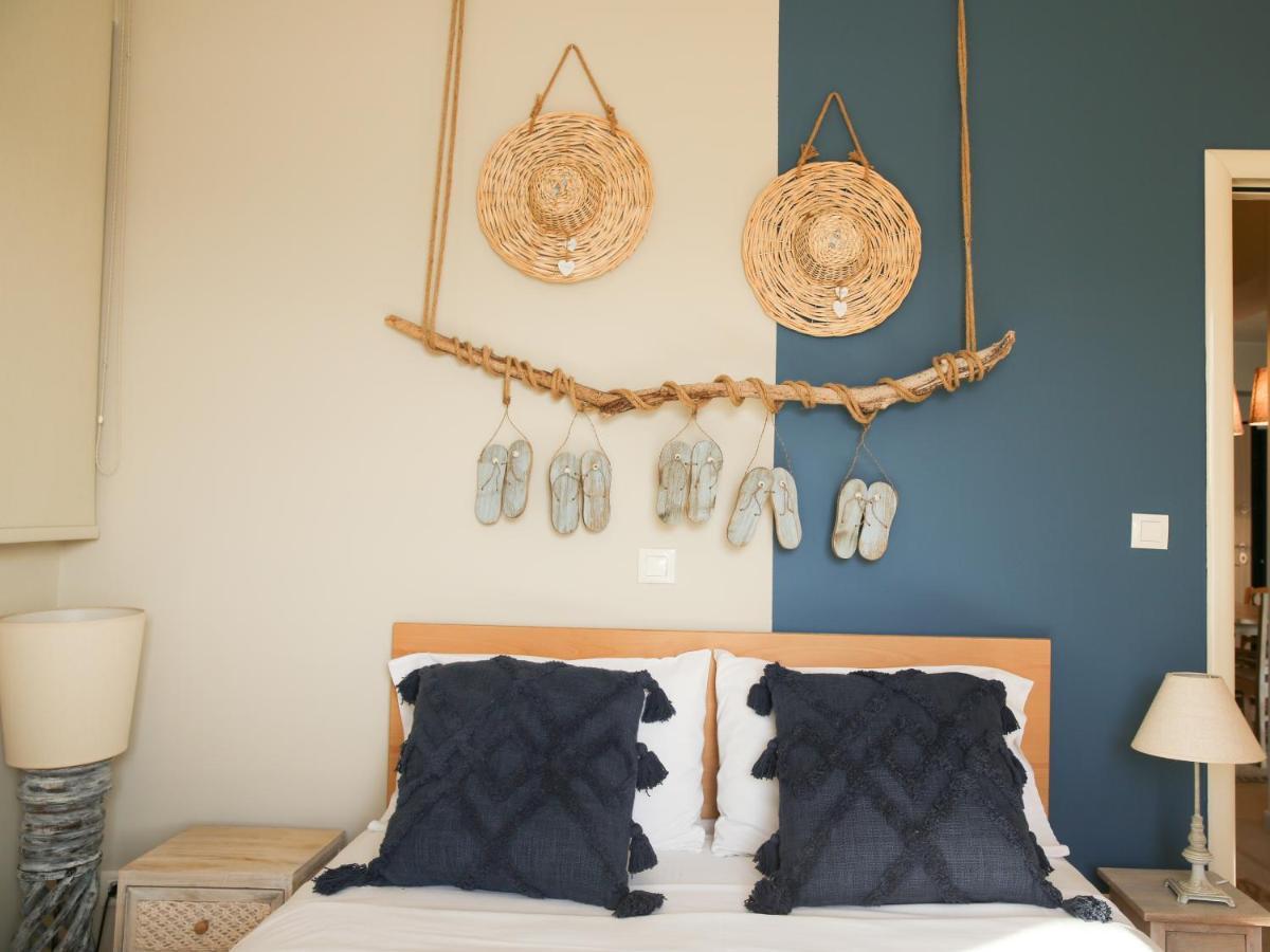 Beach House In Itea-Delphi Bagian luar foto