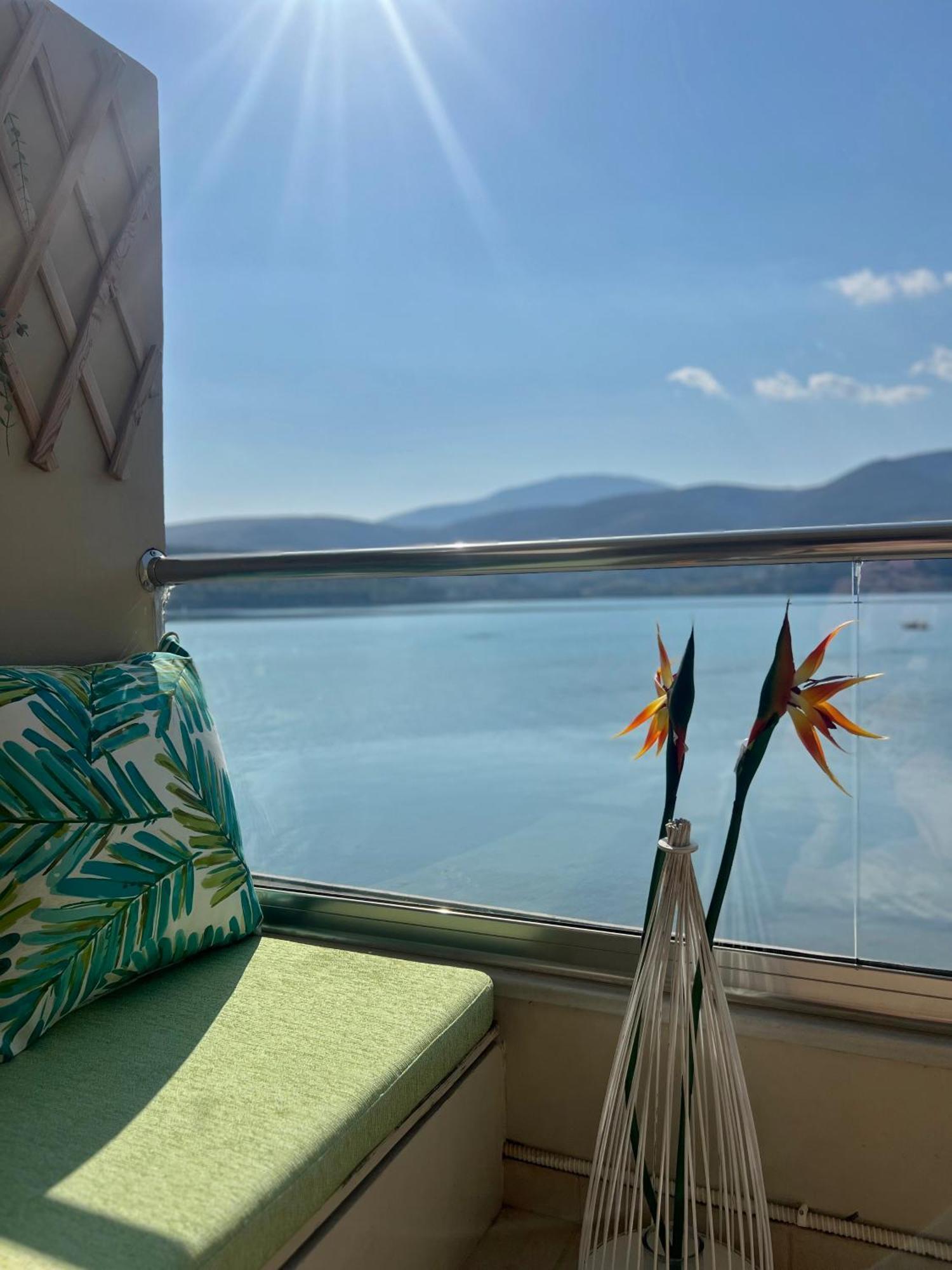 Beach House In Itea-Delphi Bagian luar foto