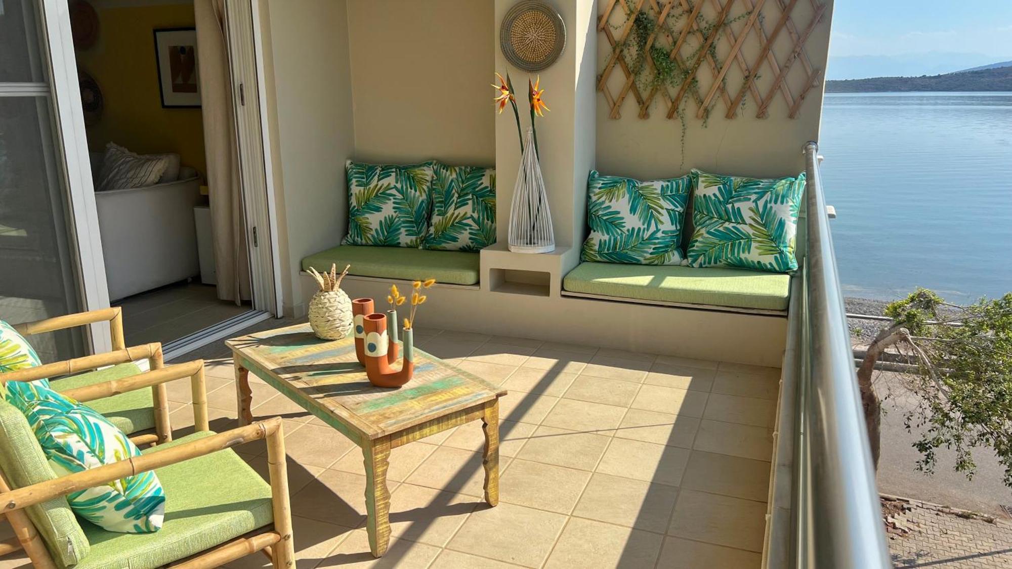 Beach House In Itea-Delphi Bagian luar foto